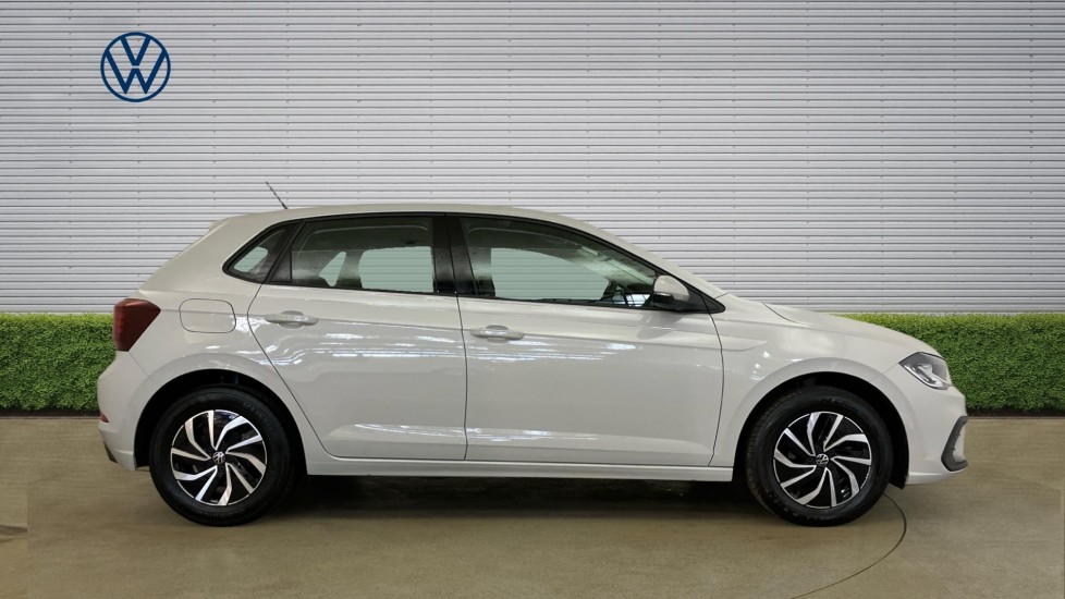 Volkswagen Polo 1.0 TSI Life 5dr Petrol Hatchback - Image 4