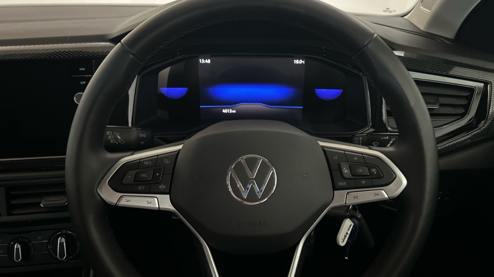 Volkswagen Polo 1.0 Life 5dr Petrol Hatchback - Image 10
