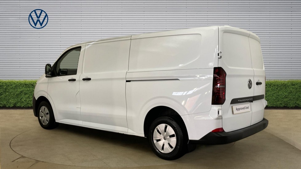 Volkswagen Transporter T28 Lwb Diesel 2.0 TDI 110 Commerce Plus Van [5 Plus] - Image 3
