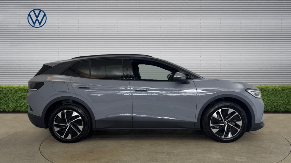 Volkswagen ID.4 210kW Match Pro 77kWh 5dr Auto Electric Estate - Image 4
