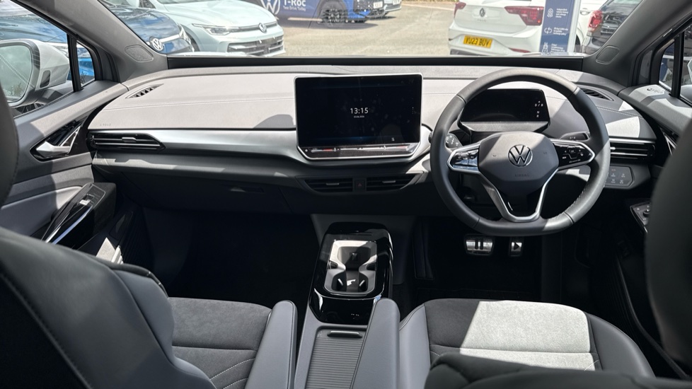 Volkswagen ID.4 210kW Match Pro 77kWh 5dr Auto Electric Estate - Image 9