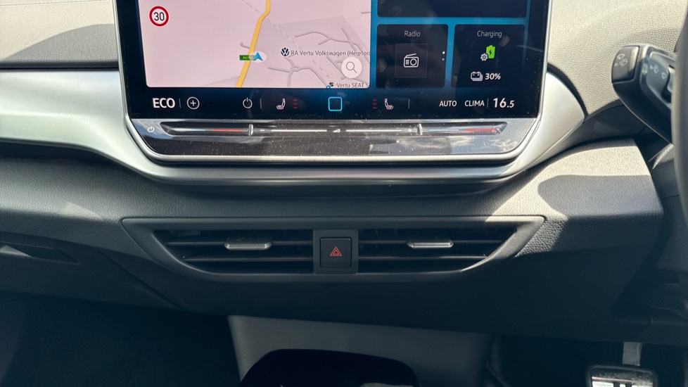 Volkswagen ID.4 210kW Match Pro 77kWh 5dr Auto Electric Estate - Image 13