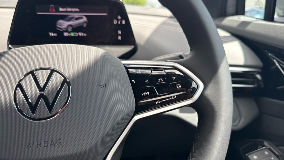 Volkswagen ID.4 210kW Match Pro 77kWh 5dr Auto Electric Estate - Image 18