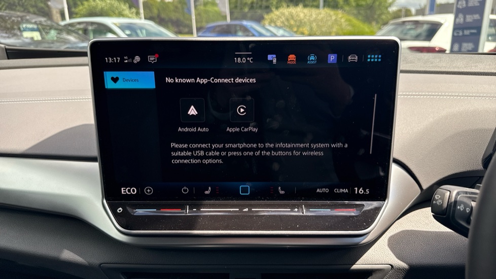 Volkswagen ID.4 210kW Match Pro 77kWh 5dr Auto Electric Estate - Image 23