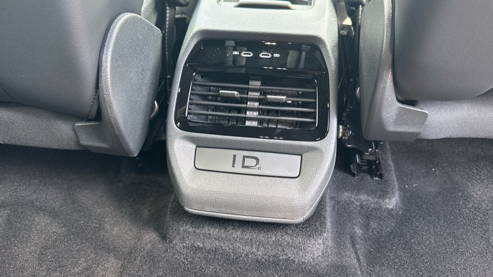 Volkswagen ID.4 210kW Match Pro 77kWh 5dr Auto Electric Estate - Image 28