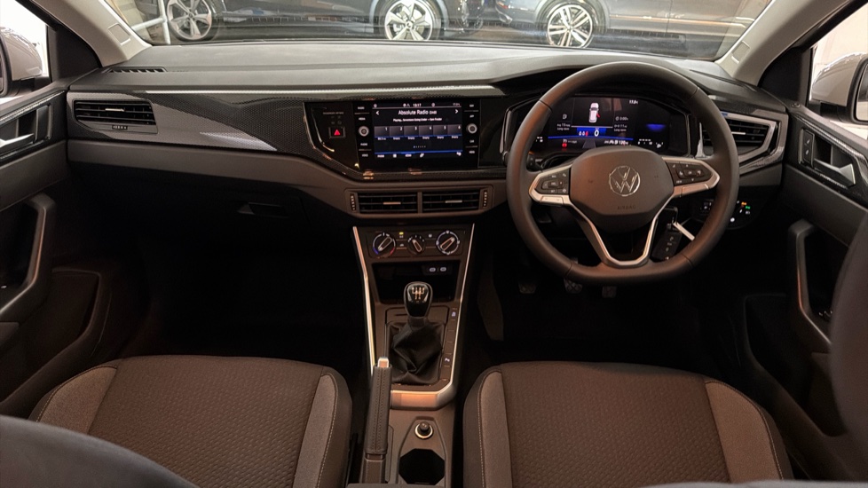 Volkswagen Polo 1.0 TSI Life 5dr Petrol Hatchback - Image 9