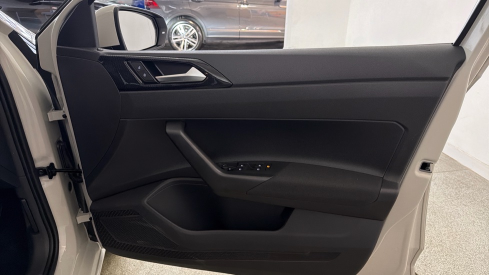 Volkswagen Polo 1.0 TSI Life 5dr Petrol Hatchback - Image 19