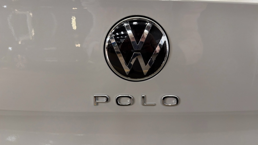 Volkswagen Polo 1.0 TSI Life 5dr Petrol Hatchback - Image 22