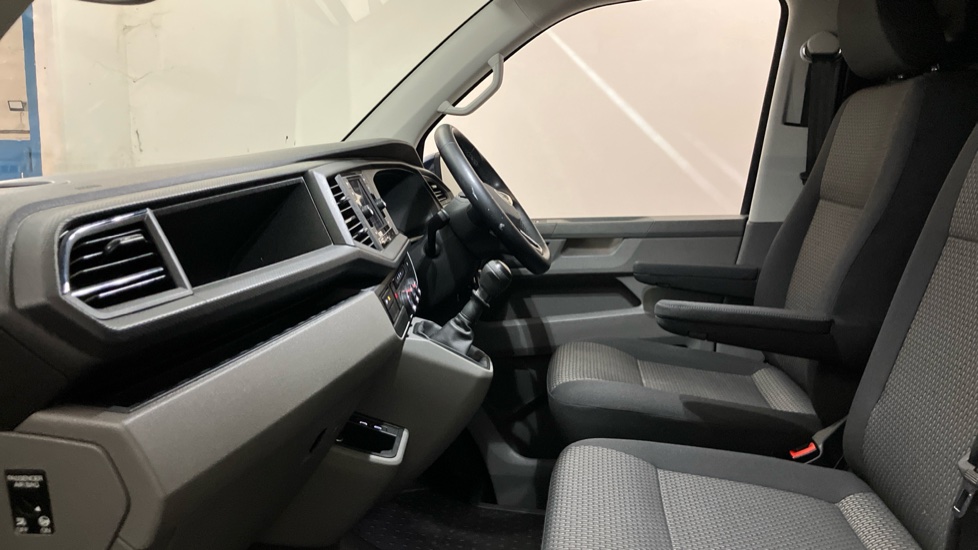 Volkswagen Transporter T28 Swb Diesel 2.0 TDI 110 Highline Van - Image 22