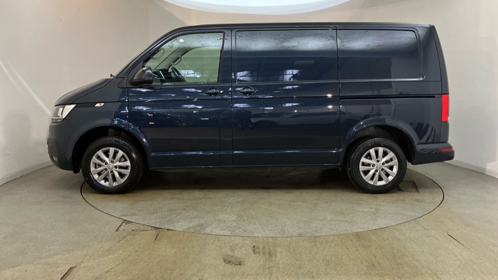 Volkswagen Transporter T28 Swb Diesel 2.0 TDI 110 Highline Van - Image 45