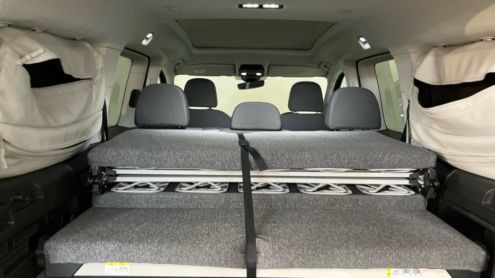 Volkswagen Caddy California Maxi 1.5 TSI 5dr DSG Petrol Estate - Image 20