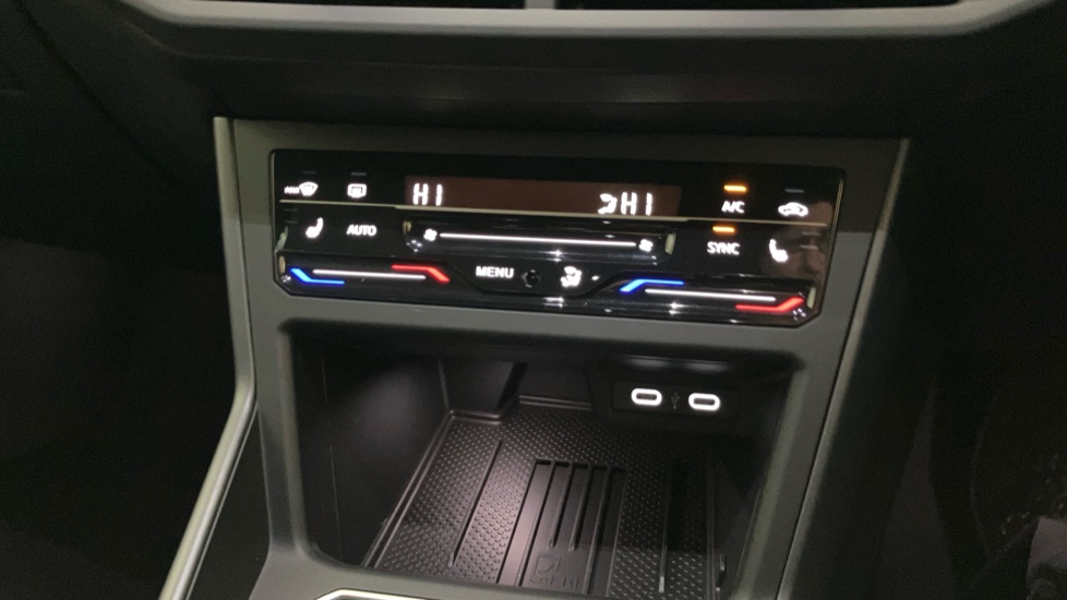 Volkswagen Taigo 1.0 TSI 115 Black Edition 5dr Petrol Hatchback - Image 13