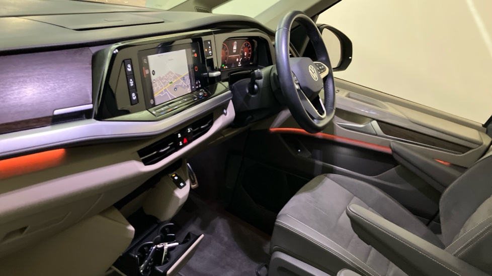Volkswagen Multivan 2.0 TSI Style 5dr LWB DSG Petrol Estate - Image 2