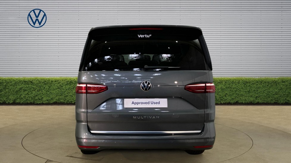 Volkswagen Multivan 2.0 TSI Style 5dr LWB DSG Petrol Estate - Image 8