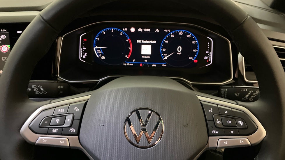 Volkswagen Taigo 1.0 TSI 115 Black Edition 5dr Petrol Hatchback - Image 10