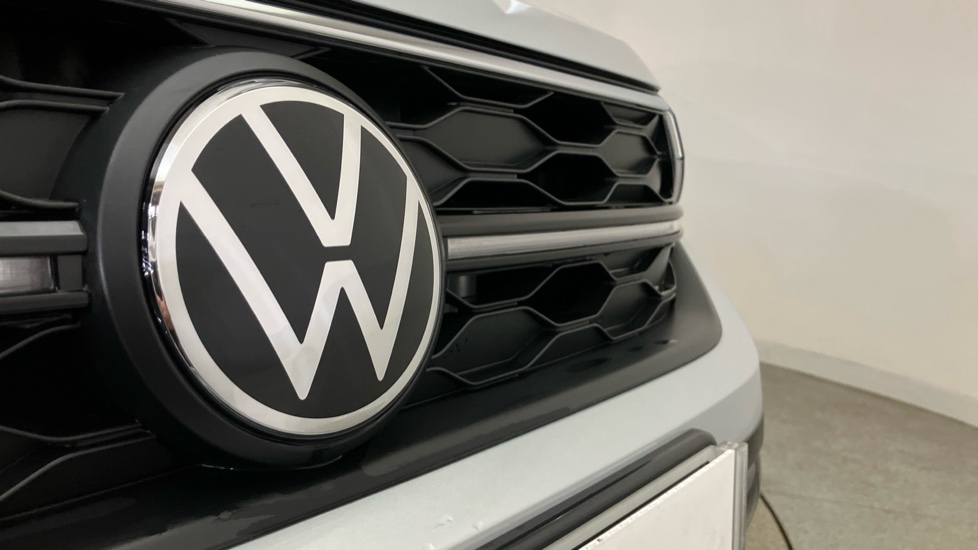 Volkswagen Taigo 1.0 TSI 115 Black Edition 5dr Petrol Hatchback - Image 30