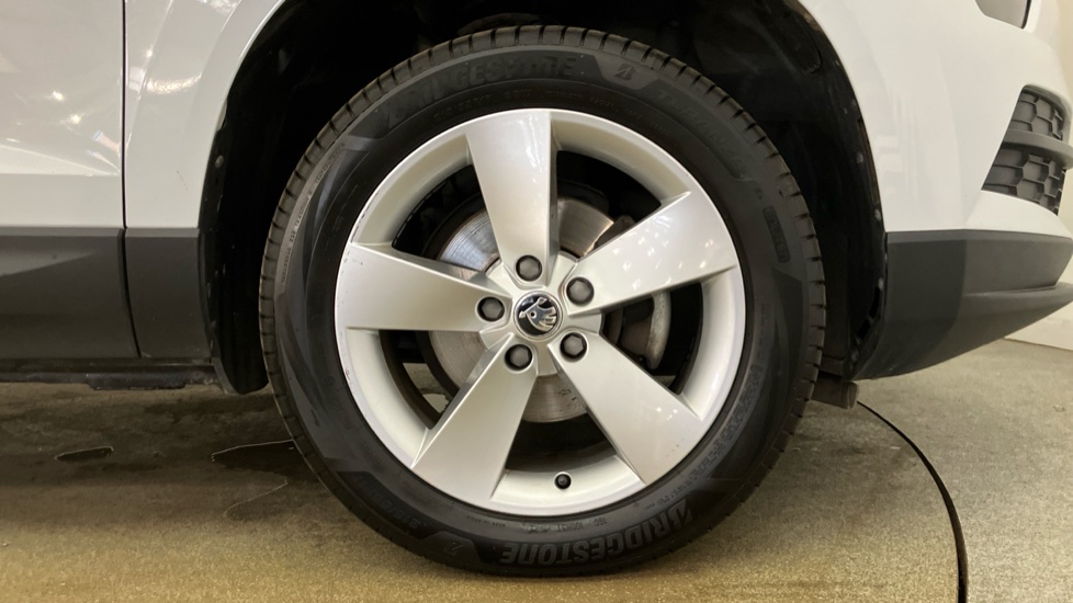 Skoda Karoq 1.6 TDI SE 5dr Diesel Estate - Image 5