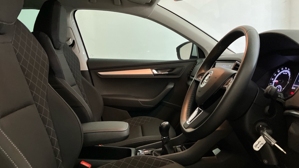 Skoda Karoq 1.6 TDI SE 5dr Diesel Estate - Image 15