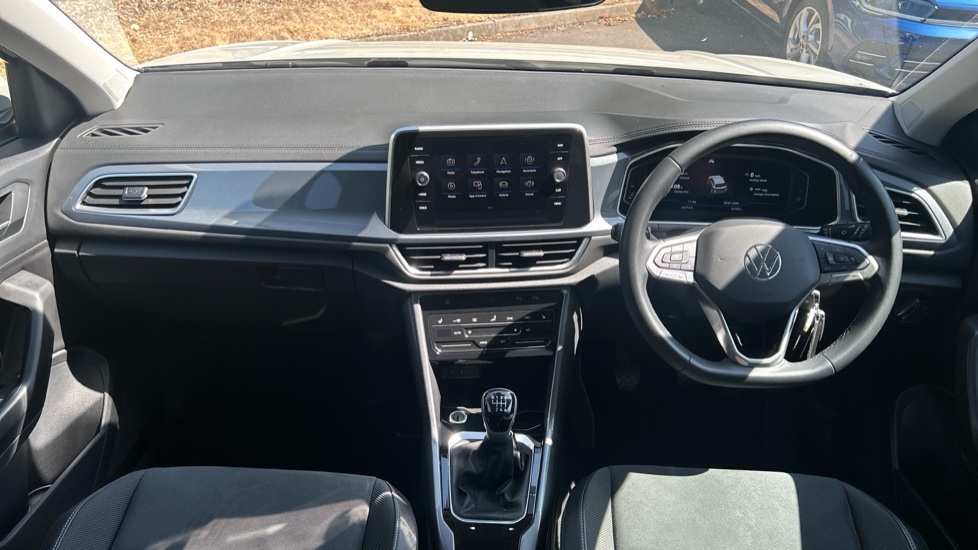 Volkswagen T-Roc 1.5 TSI Style 5dr Petrol Hatchback - Image 9