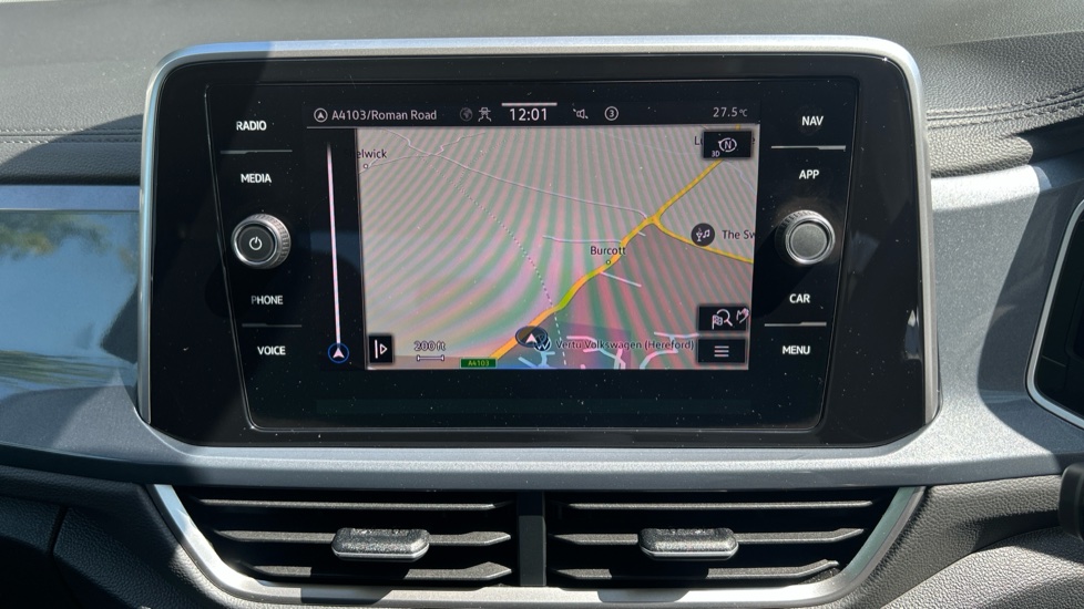Volkswagen T-Roc 1.5 TSI Style 5dr Petrol Hatchback - Image 37