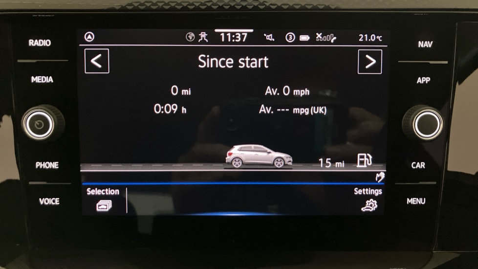 Volkswagen Polo 1.0 TSI Life 5dr Petrol Hatchback - Image 31