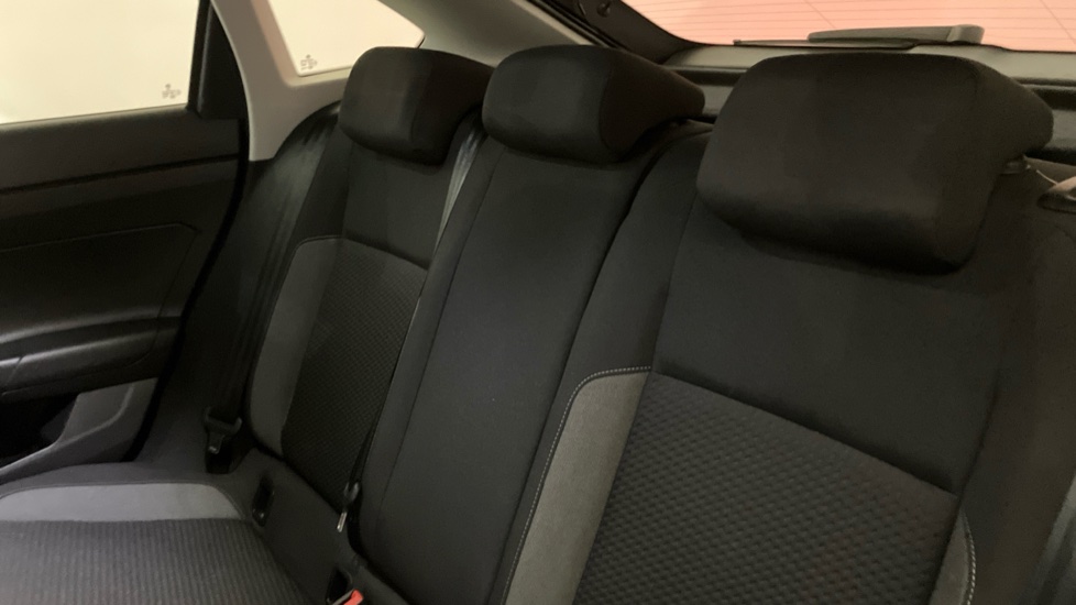 Volkswagen Taigo 1.0 TSI 110 Life 5dr Petrol Hatchback - Image 16