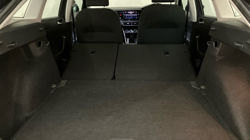 Volkswagen Taigo 1.0 TSI 110 Life 5dr Petrol Hatchback - Image 34