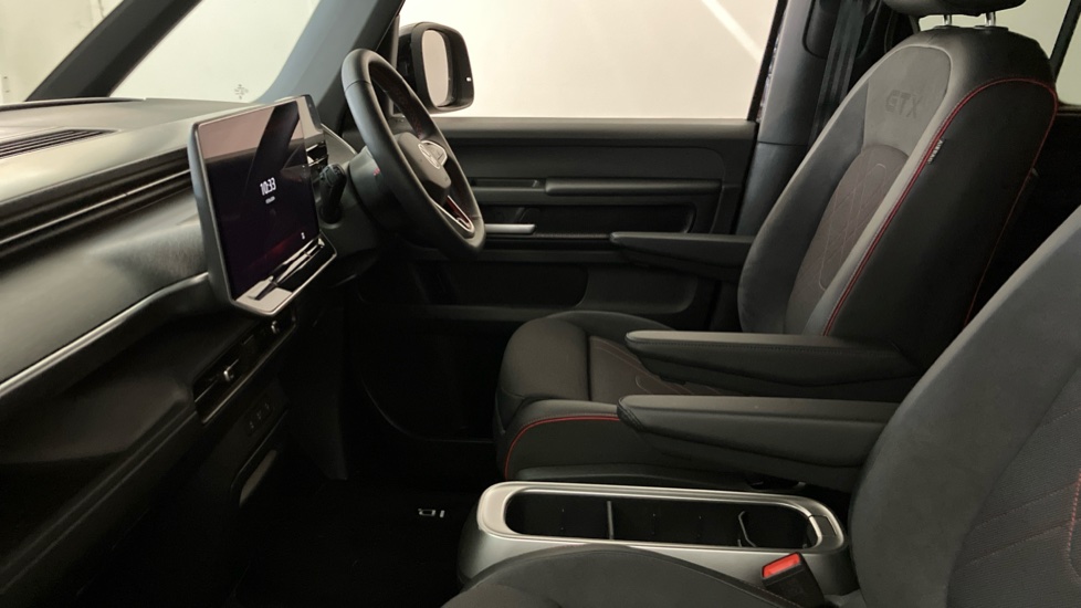 Volkswagen ID. Buzz 250kW GTX Pro 79kWh 5dr 4MOTION Auto Electric Estate - Image 26