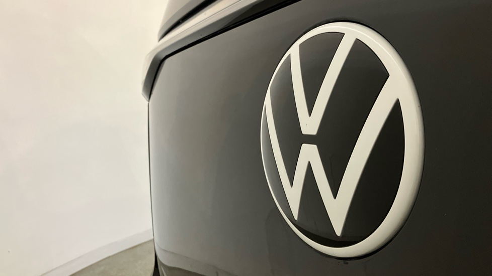 Volkswagen ID. Buzz 250kW GTX Pro 79kWh 5dr 4MOTION Auto Electric Estate - Image 29