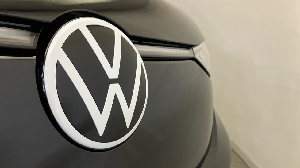 Volkswagen ID. Buzz 250kW GTX Pro 79kWh 5dr 4MOTION Auto Electric Estate - Image 33