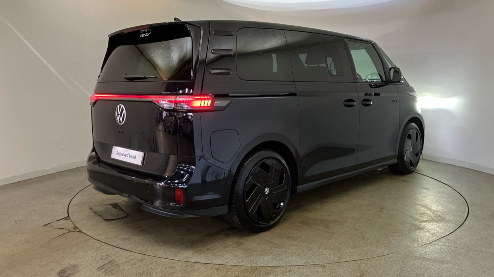 Volkswagen ID. Buzz 250kW GTX Pro 79kWh 5dr 4MOTION Auto Electric Estate - Image 36