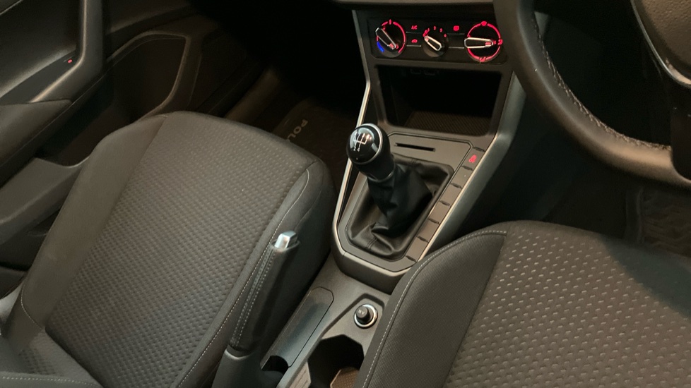 Volkswagen Polo 1.0 TSI 95 SE 5dr Petrol Hatchback - Image 14