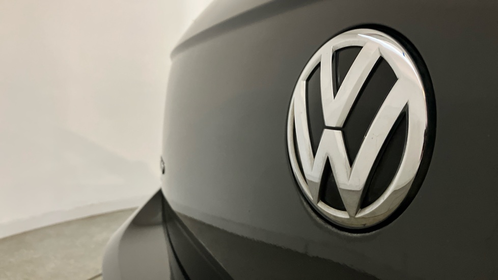 Volkswagen Polo 1.0 TSI 95 SE 5dr Petrol Hatchback - Image 23