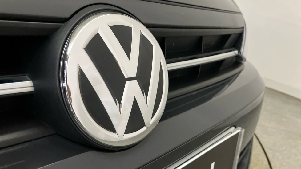 Volkswagen Polo 1.0 TSI 95 SE 5dr Petrol Hatchback - Image 25