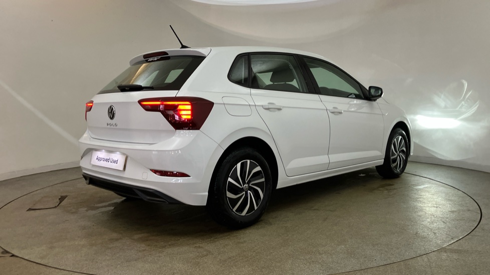 Volkswagen Polo 1.0 Life 5dr Petrol Hatchback - Image 29