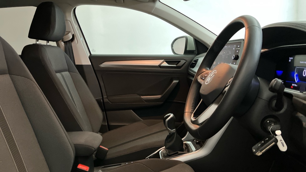 Volkswagen T-Roc 1.0 TSI Life 5dr Petrol Hatchback - Image 15