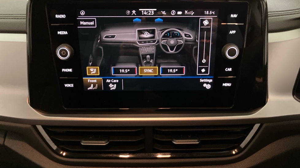 Volkswagen T-Roc 1.0 TSI Life 5dr Petrol Hatchback - Image 34