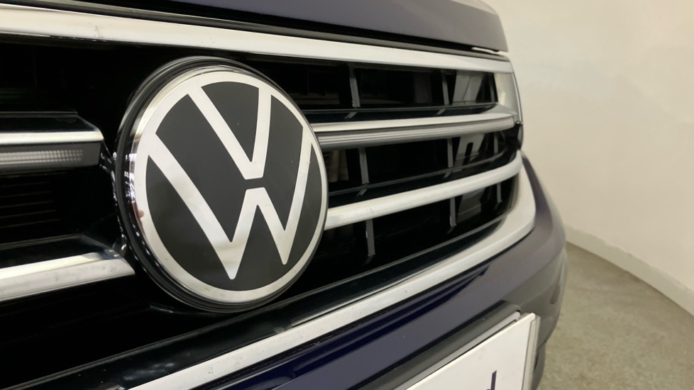 Volkswagen Tiguan Allspace 2.0 TDI R-Line 5dr DSG Diesel Estate - Image 41