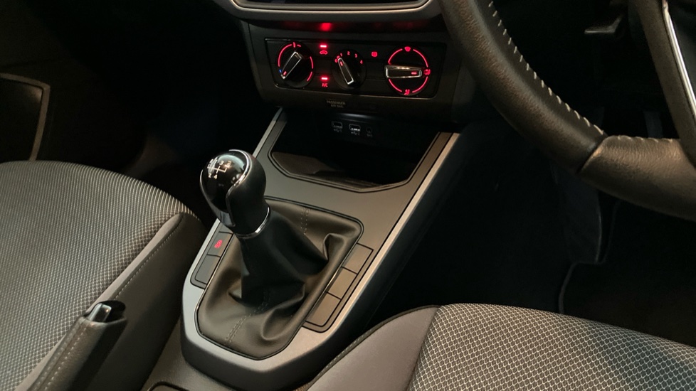 SEAT Arona 1.0 TSI SE Technology [EZ] 5dr Petrol Hatchback - Image 14