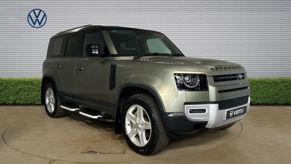 Land Rover Defender 3.0 D300 SE 110 5dr Auto Diesel Estate - Image 1