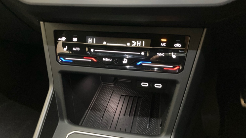 Volkswagen Taigo 1.0 TSI 115 Black Edition 5dr Petrol Hatchback - Image 13