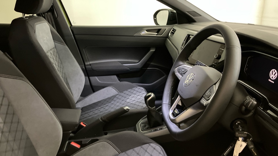 Volkswagen Taigo 1.0 TSI 115 Black Edition 5dr Petrol Hatchback - Image 36