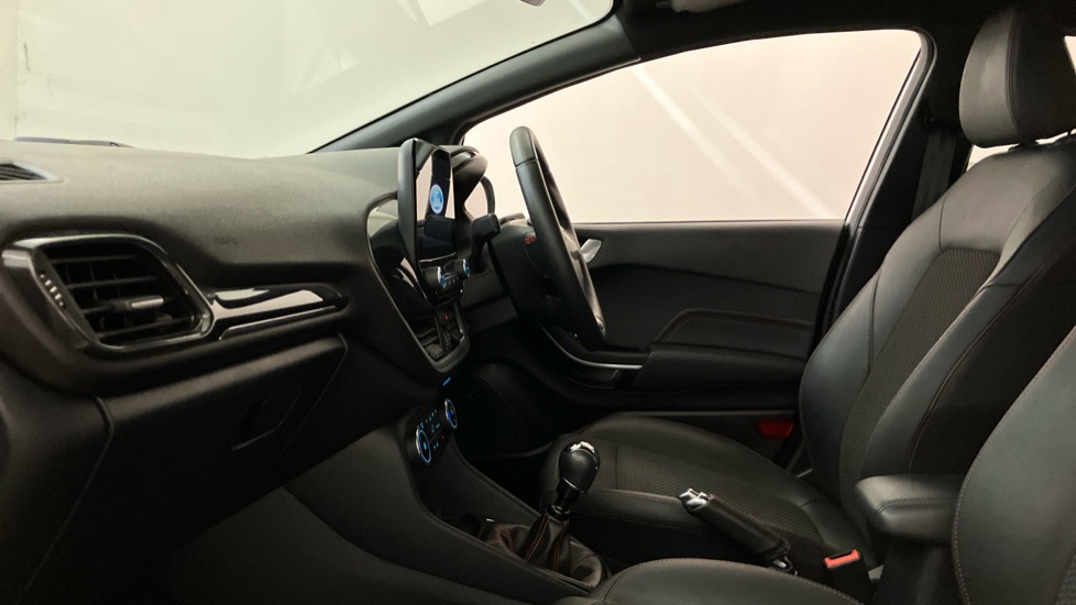 Ford Fiesta 1.0 EcoBoost Hybrid mHEV 125 ST-Line X Edition 5dr Petrol Hatchback - Image 23
