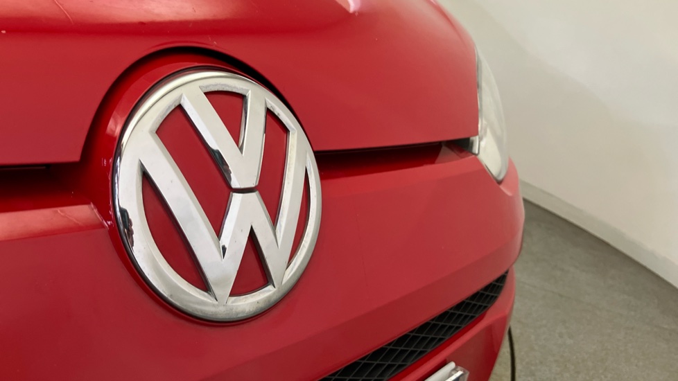 Volkswagen Up 1.0 Move Up 5dr Petrol Hatchback - Image 24