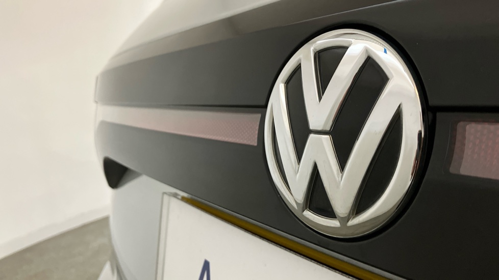 Volkswagen T-Cross 1.0 TSI 115 R-Line 5dr DSG Petrol Estate - Image 26