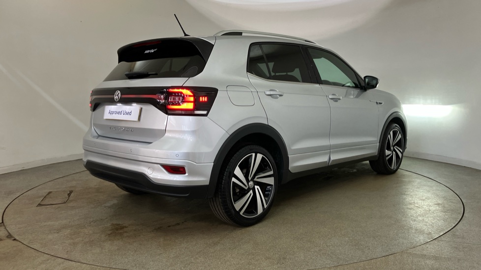 Volkswagen T-Cross 1.0 TSI 115 R-Line 5dr DSG Petrol Estate - Image 33