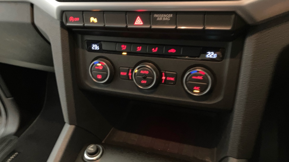 Volkswagen Amarok A33 Special Editions D/Cab Pick Up Aventura 3.0 V6 TDI 258 BMT 4M Auto - Image 13