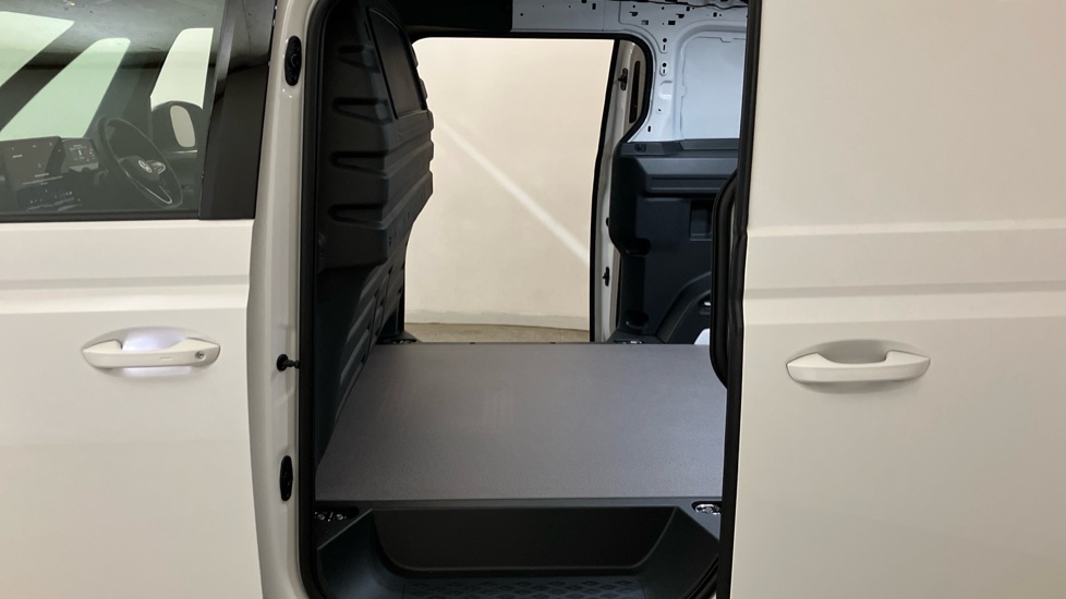 Volkswagen Id.Buzz Cargo 210kW Commerce Plus 79kWh Auto - Image 24