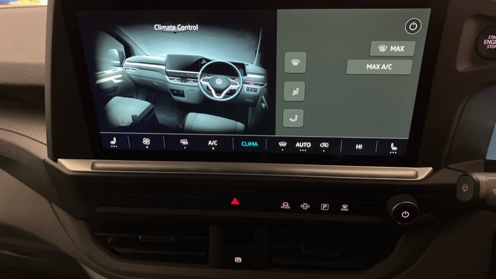 Volkswagen Transporter T32 Lwb Diesel 2.0 TDI 150 Commerce Pro Van Auto [5 Plus] - Image 13