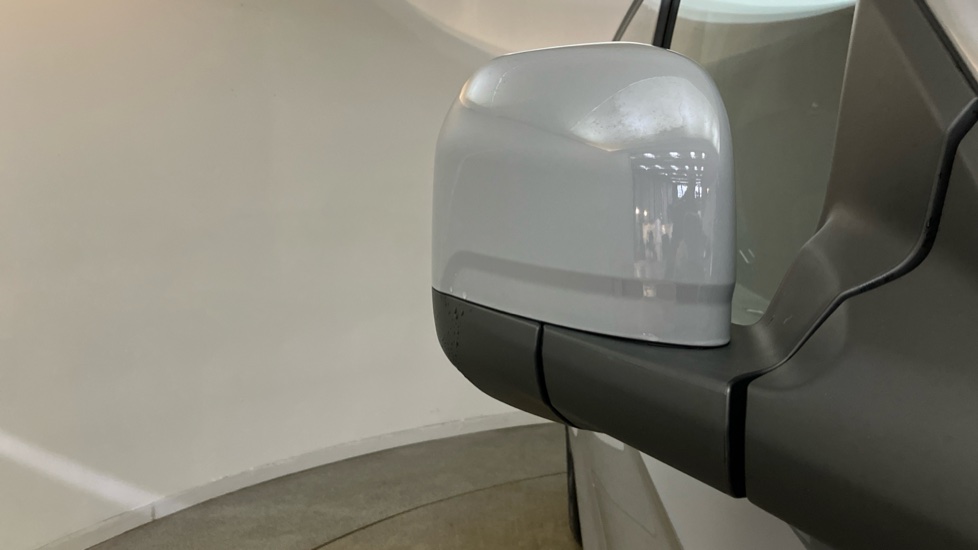 Volkswagen Transporter T32 Swb Electric 160kW 65kWh Commerce Pro Van Auto [5 Plus] - Image 28